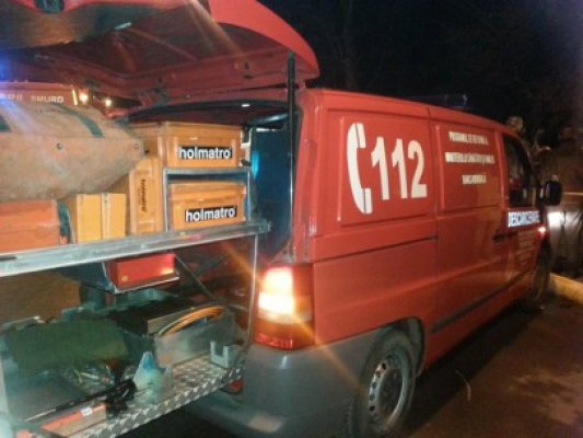 O studentă de 20 de ani s-a izbit cu maşina de un copac, în Mamaia - vezi cum a fost posibil